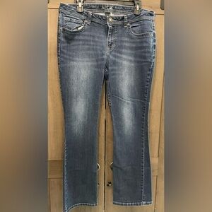 Apt 9 Bootcut Rhinestone Pockets Size 14 Jeans. #1486